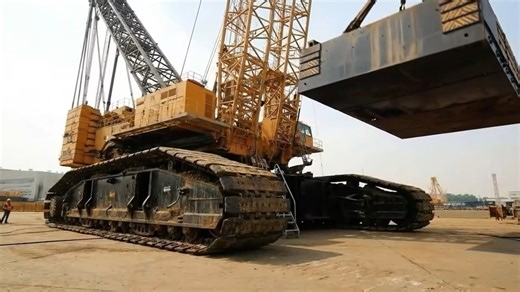 How counterweights keep mega cranes from tipping over | Under Review