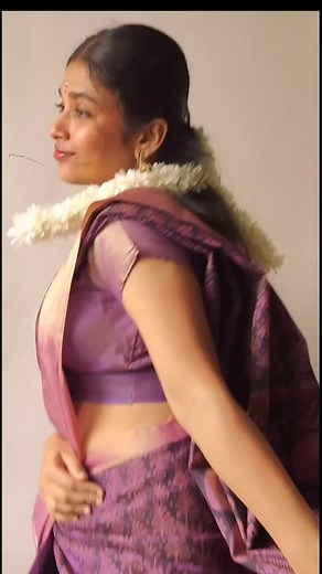 Actress Beauty  on Instagram: "Vidhya side view show #navel #sideview #saree"