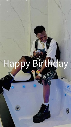 #following #anniversaire #joyeux #anniversaire #outfit @KING🔗BG🧣9.2.i🕰️ @Desmo Free Shop 770 @🧶FRAIGINO ❤️Shop Swaggeur🛍️ @wapi choco shopping fort 🛍️ @🎮Fils🫥Qualité💨 @🎮sore🕹 biiga♣️ @🅰️🀄I💭G♣️L🦅🅰️🇳🇬🇧🇫 @ahmedcart1 @CHIDRA 🇳🇬 Gucci 🇳🇬