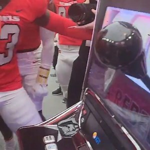 753K views · 10K reactions | It's only right that UNLV Football has a turnover slot machine  (via stevecofield/Twitter) | College Football on ESPN | Facebook