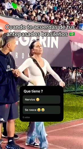 Que tienes ella? 😱😂 #greeicy #futbol #brasil #maluma #ryancastro #mexico #estadosunidos