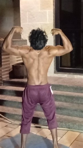 Dwnbbell alternate bench press#workout 💪one arm Bent over Row💪