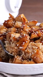 RECIPE HERE: https://www.sixsistersstuff.com/recipe/instant-pot-honey-garlic-chicken/ This Instant Pot Honey Garlic Chicken can be made in less than 30 minutes and is so simple. We've included step-by-step instructions to make using your Instant Pot so easy! | Six Sisters' Stuff