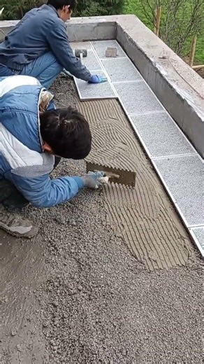 Skill Process of Handling Cement Ash for Floor Tile Paving