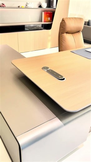 Modern conference table with good price #conferecetable #meetingtable #officetable #officedesk #CIFF