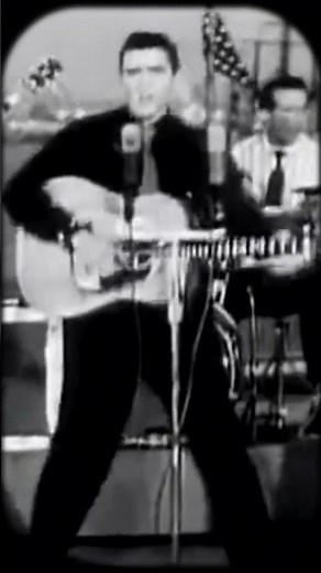 💋👑ELVIS - BLUE SUEDE SHOES *April 1956* ON THE MILTON BERLE SHOW SHIP USS HANCOCK 4K