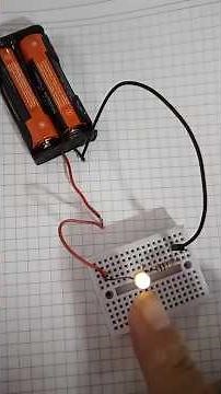 𝐒𝐓𝐎𝐏👉​ como encender un led con una pila