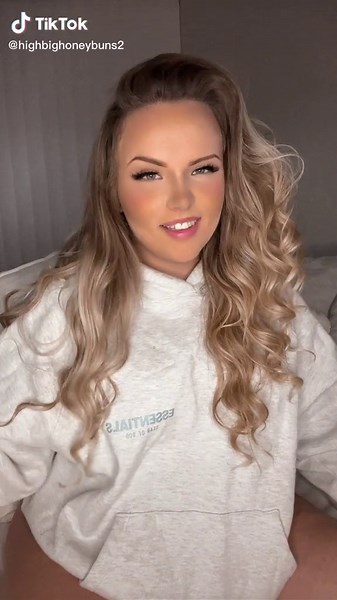 highbighoneybuns2 (@highbighoneybuns2)’s videos with original sound - Devon