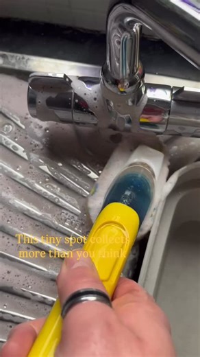 Ben Powell on Instagram: "Kitchen taps are a high-touch surface, often used before and after handling raw food, which makes the tap rim a key spot for bacteria transfer if it’s overlooked. In hard-water areas, limescale can start forming within 24–48 hours, and that rough surface helps grime and bacteria cling more easily. Quick detail cleans like this help keep your kitchen more hygienic ✨ Don’t forget the tap rim! Small habit. Big difference. #CleanWithMe #KitchenCleaning #CleaningTips #Cleani