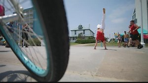 Virginia Beach woman performs a handstand a day