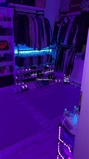 👔👟 in spread☝️ #room#roomtour#fyp#goviral | room