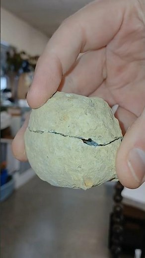 Bigger Does Not Always Mean Better With Geodes #geodes #crystals #nature #science #coolrocks