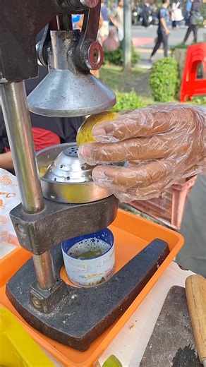 Uci Anwar on Instagram: "Murni"