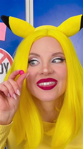 Skittles Style: Süßigkeiten-Trends für die Schule! 🍬✨