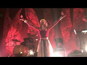 AURORA // Queendom (Live @ Oslo) 14.12.17