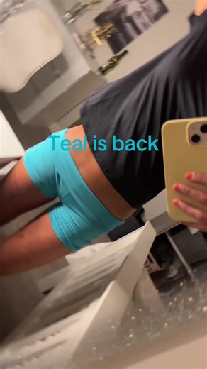 Reviving Teal: A Fashion Color Trend