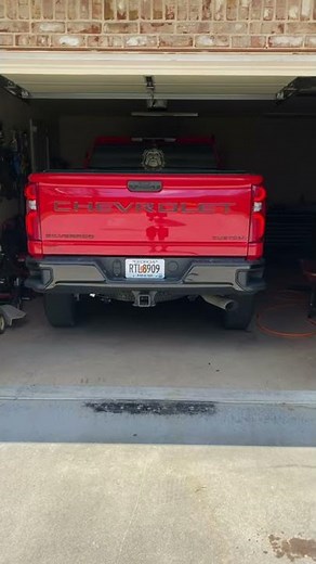 2020 Chevrolet Silverado 2500HD 6.6L Straight piped