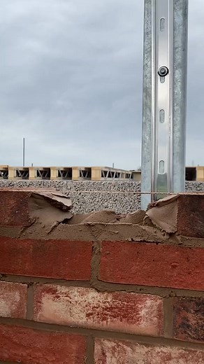 34K views · 235 reactions | 318.How To Lay Bricks tricks For Beginners Using a line cutting隣隣隣隣#brickhouse #bricks | Bricklayer | Facebook