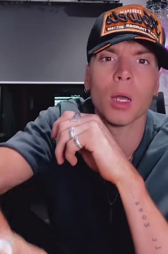 Embracing Emotions Through Music: Ren's Creative Process Revealed