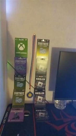 combien sur 10 mon setup gaming #pourtoifrancetiktok #setupgamer #fortnite #abonnetoietlike