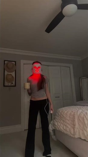 Red Light Therapy Before Bed 💡