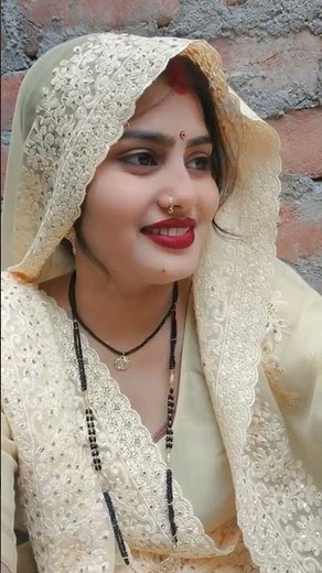 #shortvideo #youtubeshorts #trending #viral #music #bhabhilook #bollywood #trendingshorts