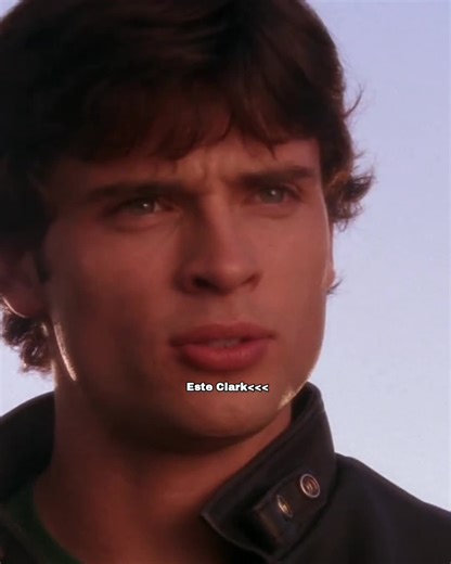 |Clark Kent| a mi no me gusta cuando esta bajo la Kryptonita #smallville #clarkkent #tomwelling #fypシ