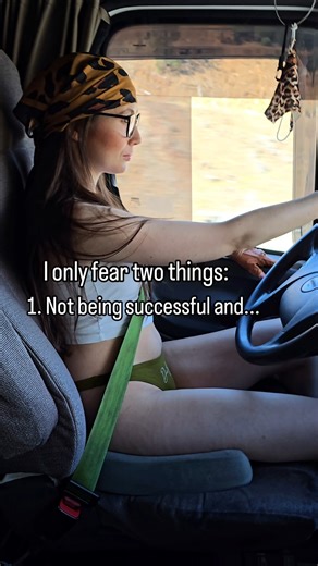 😬😬 it happens twice already... #truckdriver