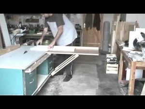 Scie circulaire avec table