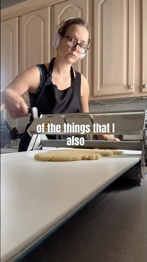 Dough Sheeter for Your HOME to make the BEST croissants 🥐 #croissant #doughsheeter #bakingtools