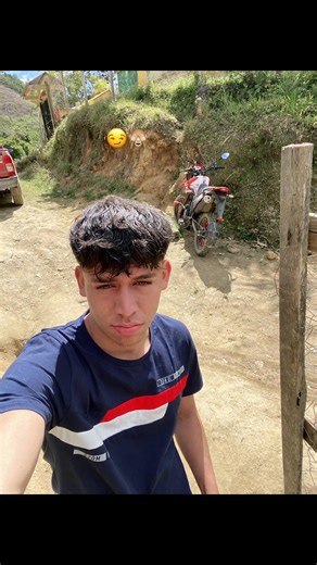 Videos de Davisito 🦅 (@dabisito.c) con “sonido original - Bakdomme_Music Oficial”