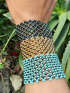 Hermosa PULSERA con Chaquirones, Tutorial detallado paso a paso. | María Isabel