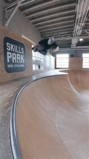 Line: 540 + Wallride #inlineskating