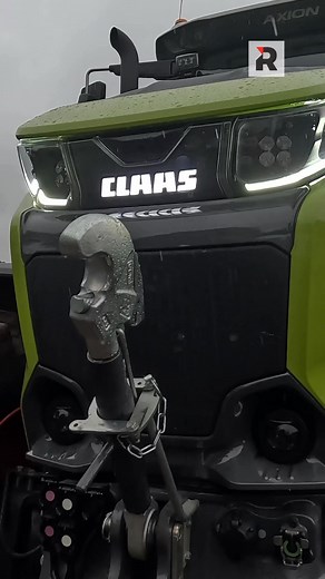 CLAAS dévoile les nouveaux Axion 9. Plus d’infos ici : https://www.reussir.fr/machinisme/claas-une-cabine-plus-grande-et-entierement-revue-pour-les-nouveaux-axion-serie-9 | Réussir Machinisme