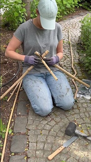 DIY Rankhilfe aus Bambus #diy #shorts #garteninspiration #bambus #urbangardening #rankhilfe