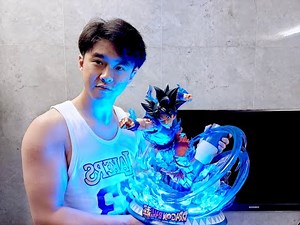 a Quicklook at MRC Ultra Instinct MUI Son Goku Resin Statue