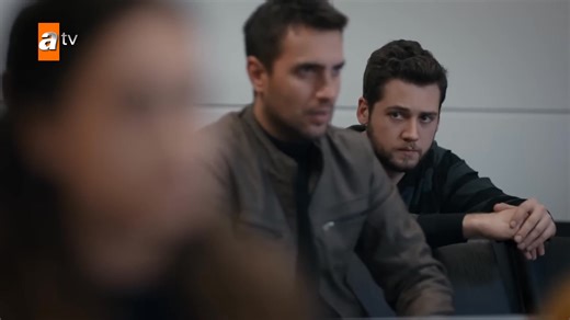 Mar Negro | Fugitiva – Capítulo 119 | Doblado #MarNegro #SenAnlatKaradeniz | Atv Español