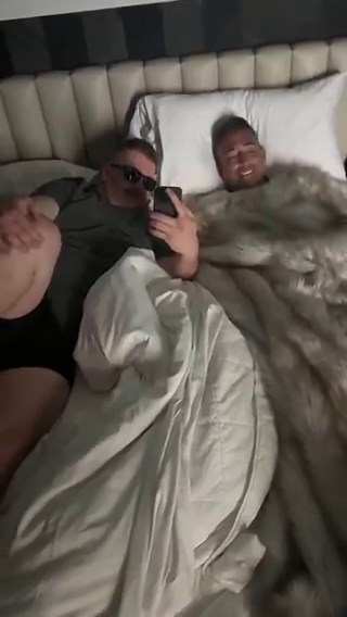 Katic calls his mom to ask for advice on how he and Dante should handle drama