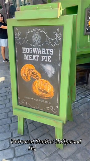 Universal Studios Hollywood Foodie Edition✨