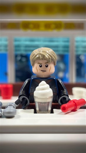 How To Build A LEGO Bullseye (Benjamin Pointdexter) From Daredevil: Born Again Season 2