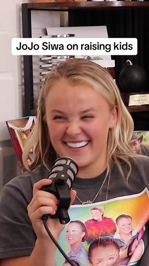 Full podcast with @JoJo Siwa coming tomorrow! “Lightweights Podcast” .. #podcast #jojosiwa #daughter #mother #parenting