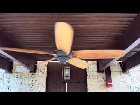 68" Hampton Bay/Home Decorators Collection Altura(???) ceiling fan with a pull chain (2 of 5)