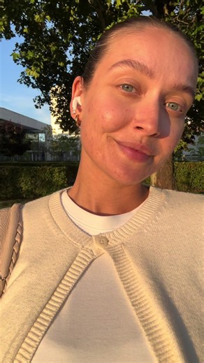 Nesting Mode: A Day in the Life of a Pregnant Woman