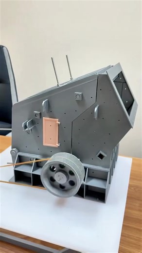 Molino de impacto reverso.Molino triturador, máquina de arena, trituradora de impacto, modelo de trituradora de impacto, modelo de equipo, maquinaria minera, equipos mineros, maquinaria mecánica, equipos mecánicos para minas.#crusher #crusherfactory #factory #impactcrusher #miningequipment