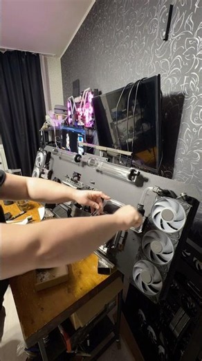 Building a cool wall-mounted PC with a custom liquid cooling loop #gaming #gamer #pc #computers #...