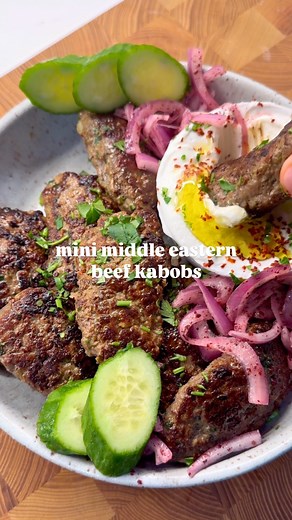 Arash Hashemi on Instagram: "@Shredhappens - MINI MIDDLE EASTERN KABOBS . If you’re looking for easy, super flavorful protein, these kabobs are packed lots of flavor and SO easy to make. . I used ground beef here, but a mixture of ground beef & lamb would be amazing for even more flavor. (About 50% ground beef, 50% ground lamb). . Here is how I made it: . 1.Process 1/2 yellow onion, 4-5 cloves garlic, and a super large handful of fresh flat parsley. . 2.Add 1b ground beef (or mixture of beef& la