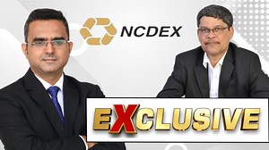 6.5K views · 54 reactions | NCDEX के MD से खास बातचीत... नए साल में क्या है NCDEX का प्लान? वॉल्यूम बढ़ाने के लिए क्या है योजना? देखिए NCDEX के MD & CEO, अरुण रास्ते से मृत्युंजय कुमार झा की खास बातचीत #CommodityLIVE #AgriCommodities #commodities NCDEX | Zee Business | Facebook