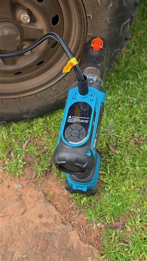 This portable air compressor from @SEESII Tools is perfect for airing up the flat tires. #seesii #portable #aircompressor #seesiitools #tools