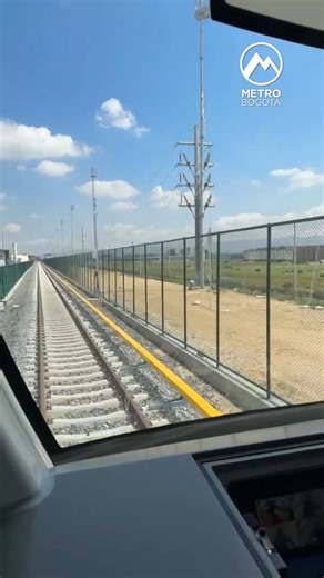 Metro de Bogotá on Instagram: "El Metro ya está rodando por la vía de prueba en el patio taller de Bosa 🥳. Bogotá vive un nuevo hito en el cumplimiento de este sueño de ciudad. #ElMetroAvanza porque #AquíSíPasa 🚝"