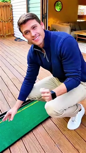 Perfect your putting game with the Golf Accelerator Pro! ⛳ Durable, easy-to-use, and comes with an auto-ball return for uninterrupted practice. #BlackFriday #TikTokMadeMeBuyIt #GolfTraining #HomePractice #AutoBallReturn